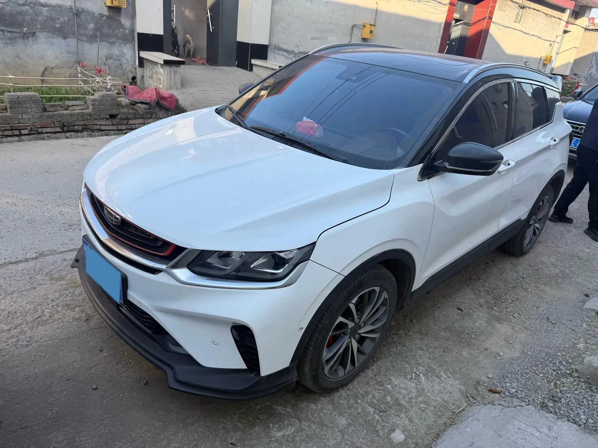 2019 GEELY COOLRAY view 1