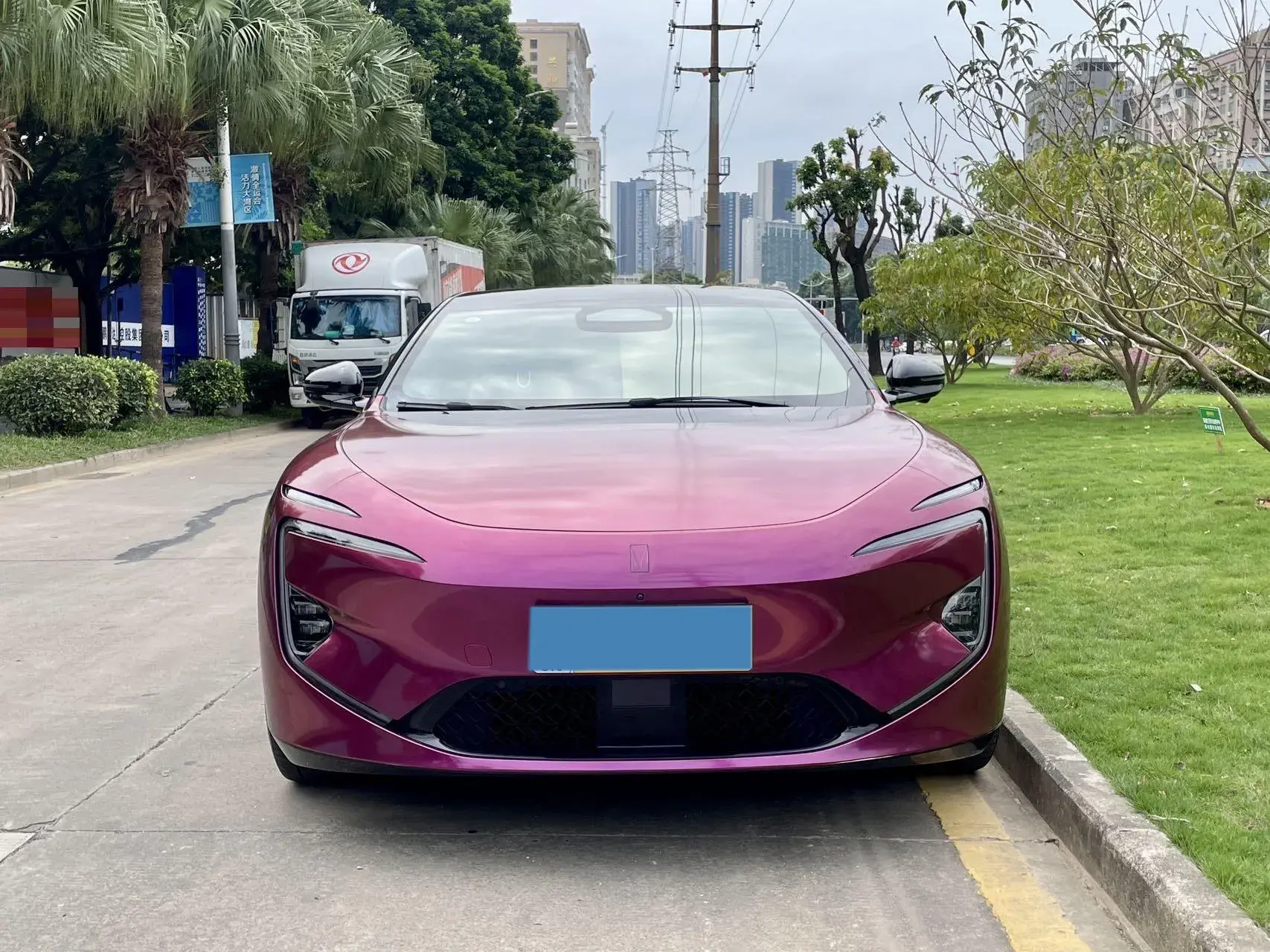 2025 AVATR 12 thumbnail 2