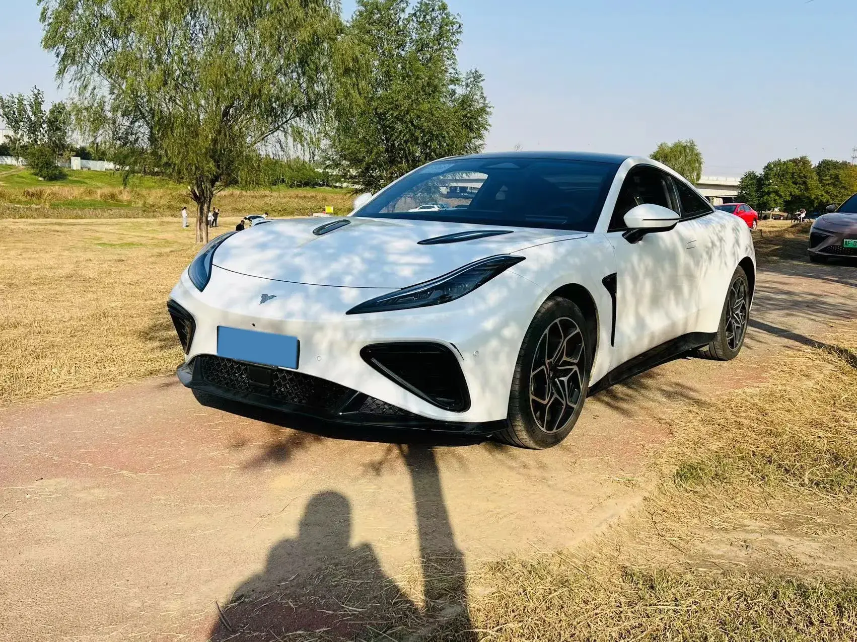 2023 NETA GT thumbnail 3