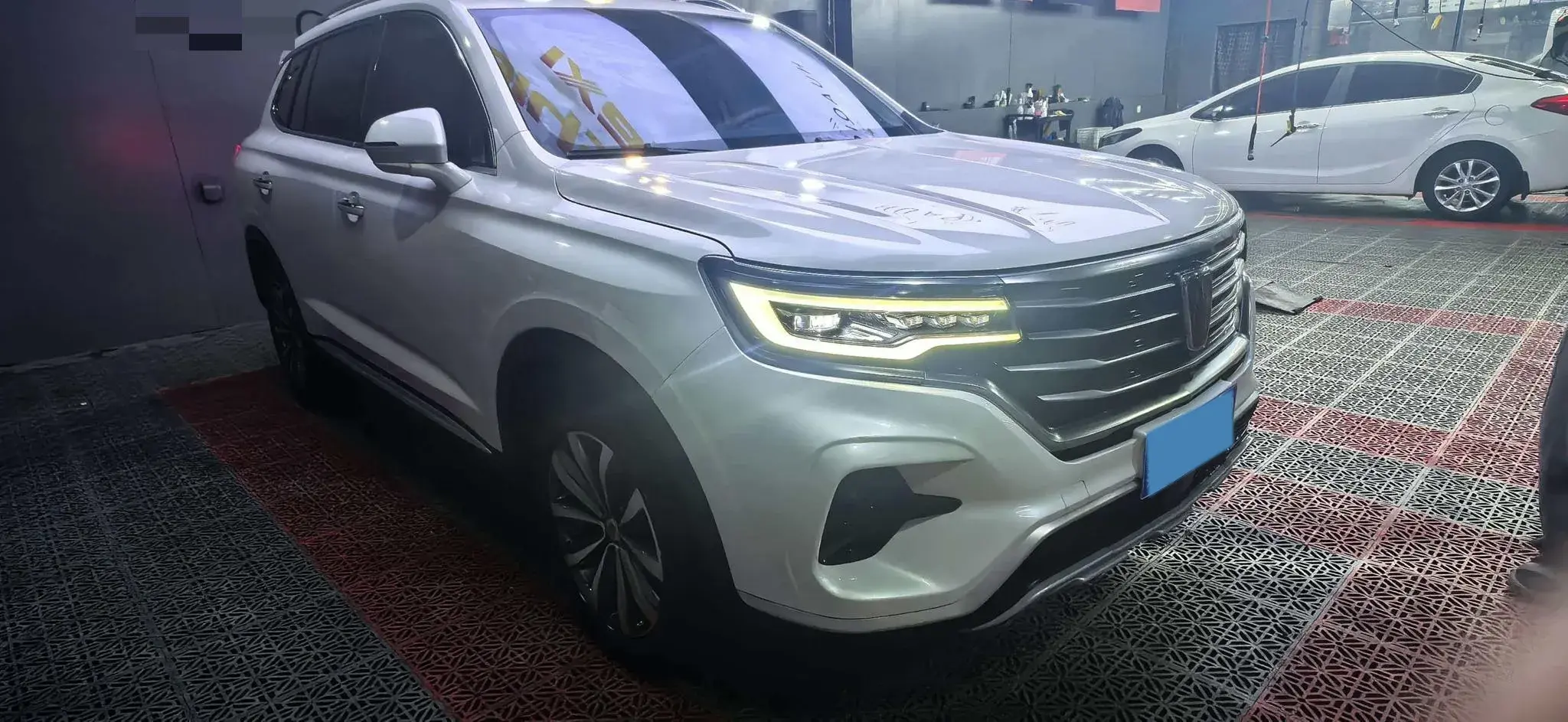 2019 ROEWE RX5 thumbnail 2