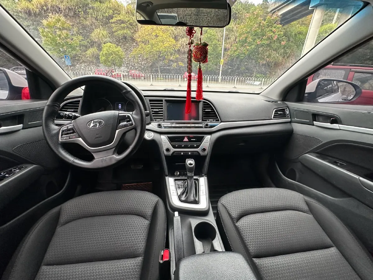 2016 Hyundai Elantra 1.6L 130HP L4 6AT,autocango,china used car exporter,china ev exporter,chinese used car exporter,chinese used ev exporter