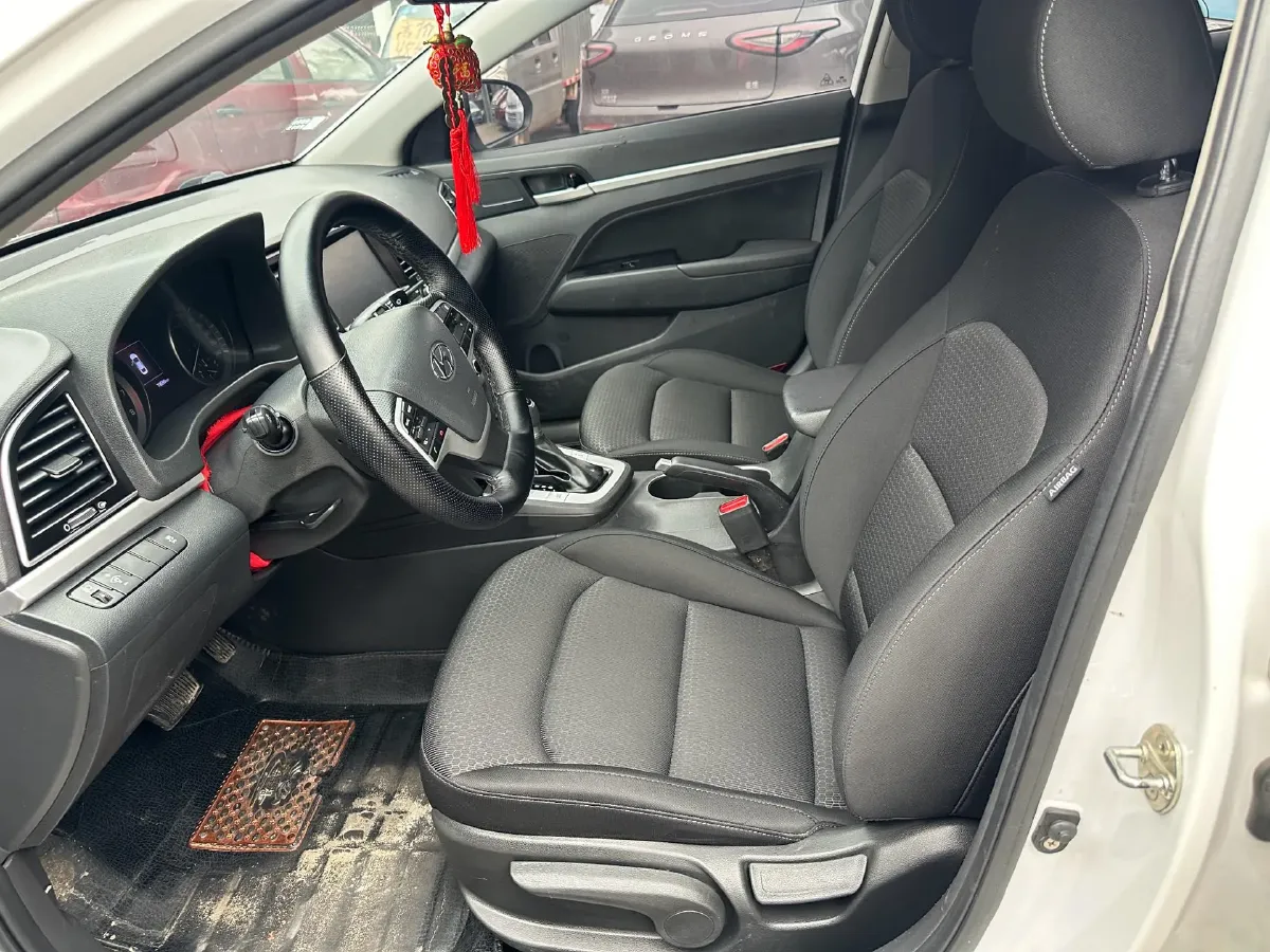 2016 Hyundai Elantra 1.6L 130HP L4 6AT,autocango,china used car exporter,china ev exporter,chinese used car exporter,chinese used ev exporter