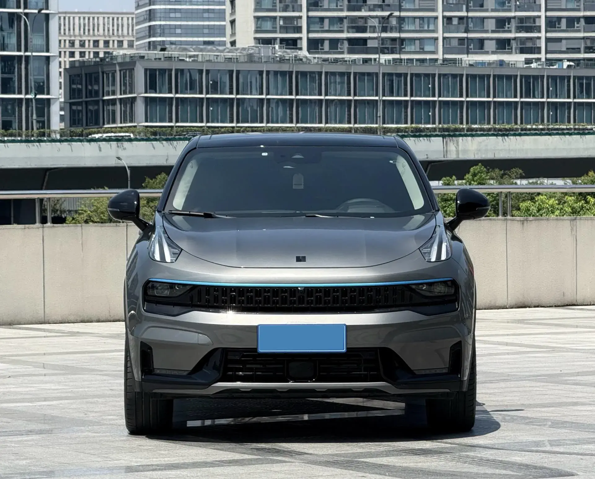 2020 LYNK&CO 05 thumbnail 2