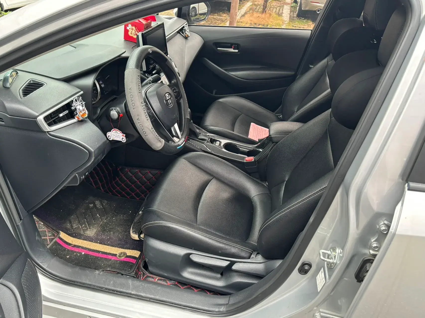 2019 TOYOTA COROLLA thumbnail 3