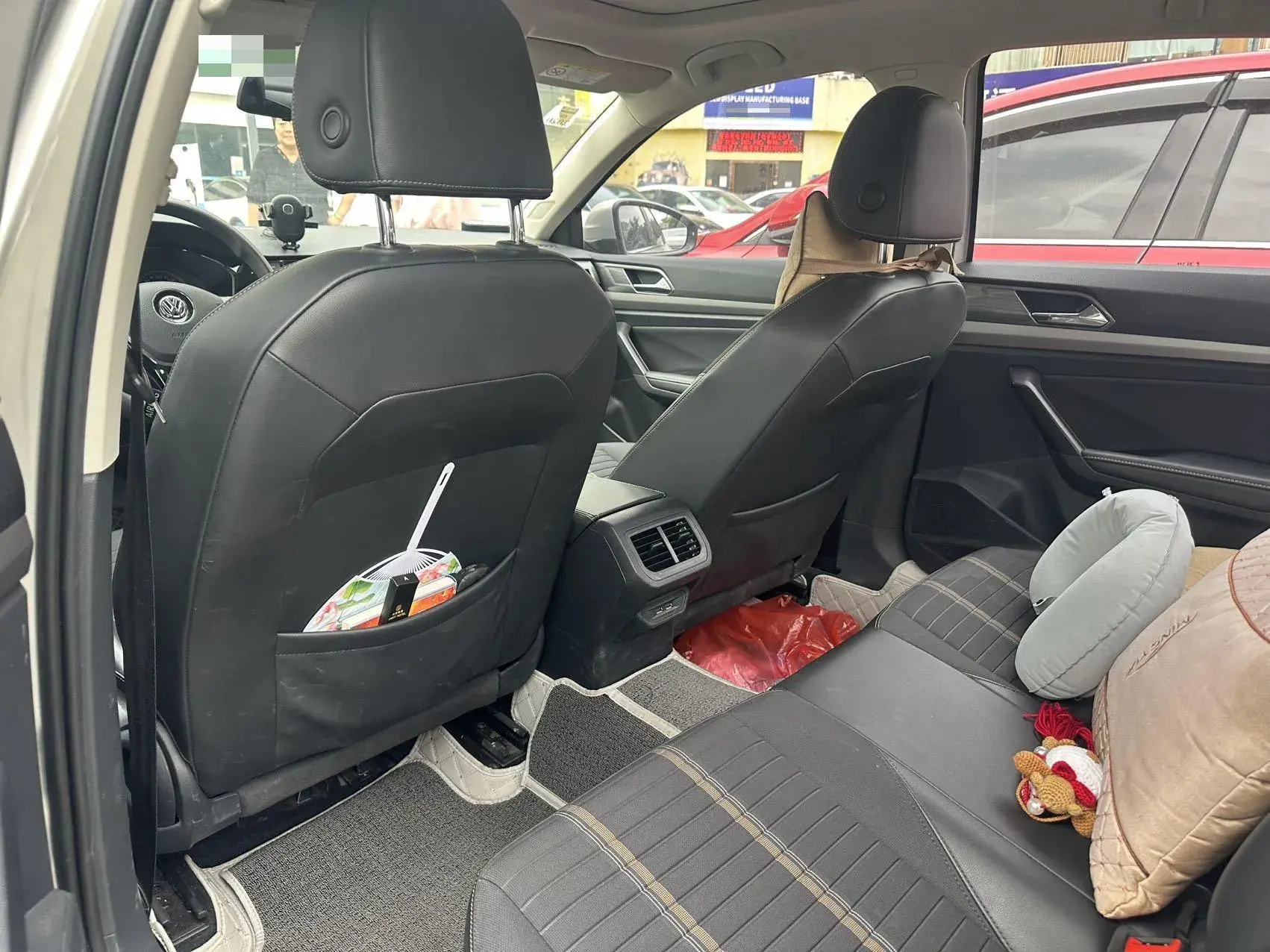 2018 VOLKSWAGEN LAVIDA thumbnail 4