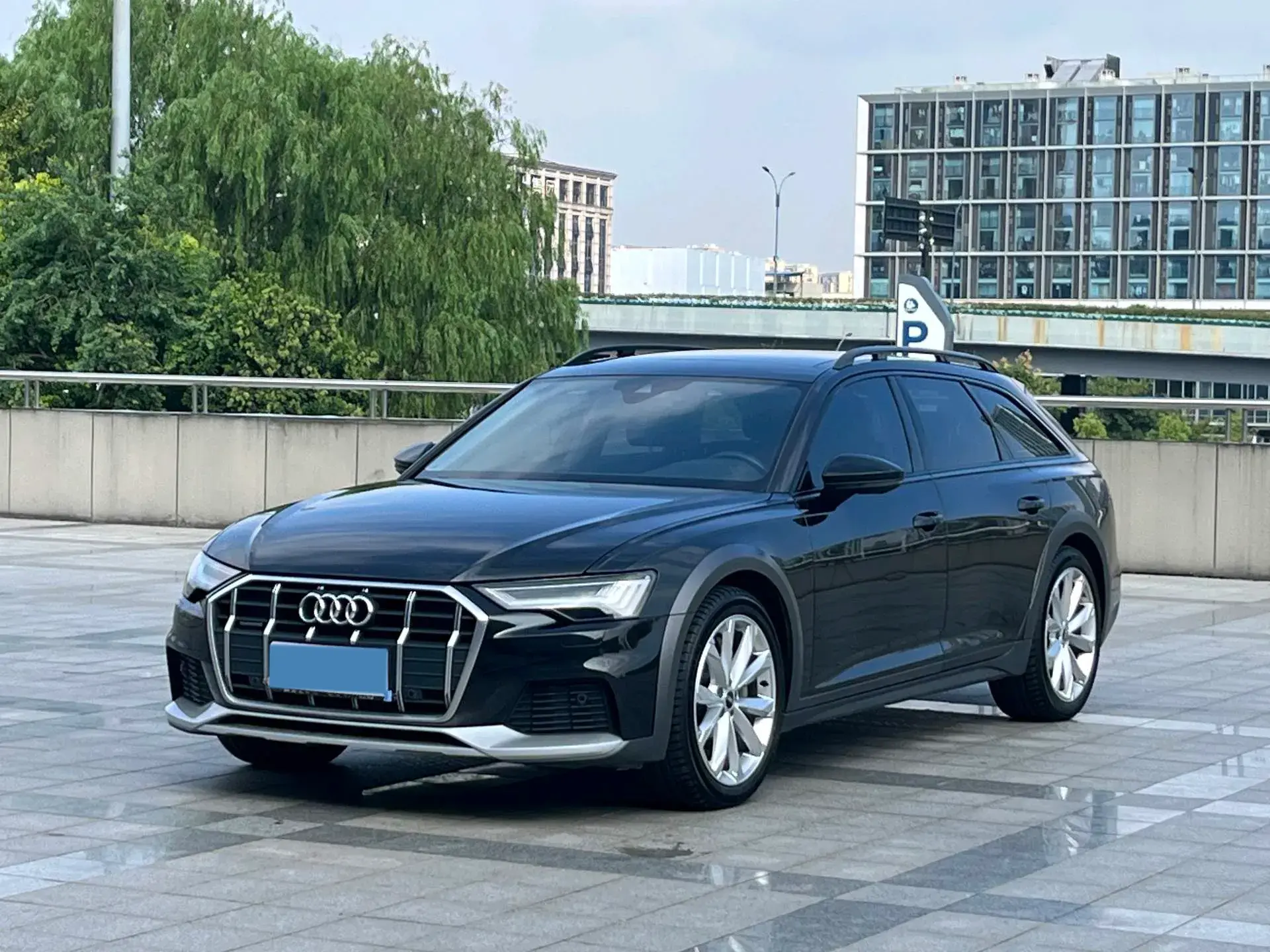 2021 AUDI A6 view 1