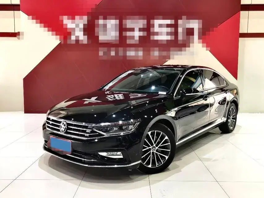 2020 VOLKSWAGEN MAGOTAN view 1