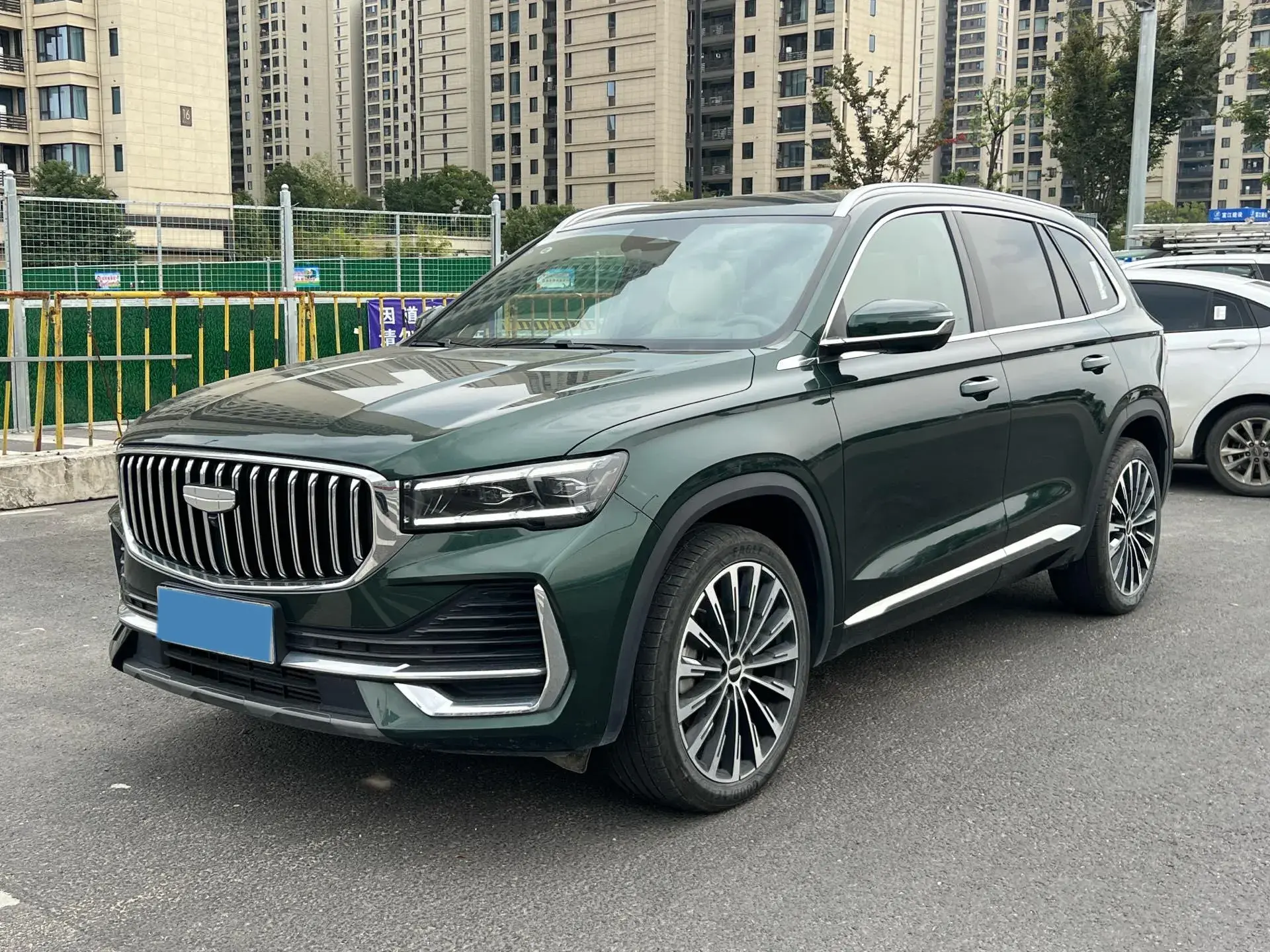 2025 GEELY MONJARO view 1