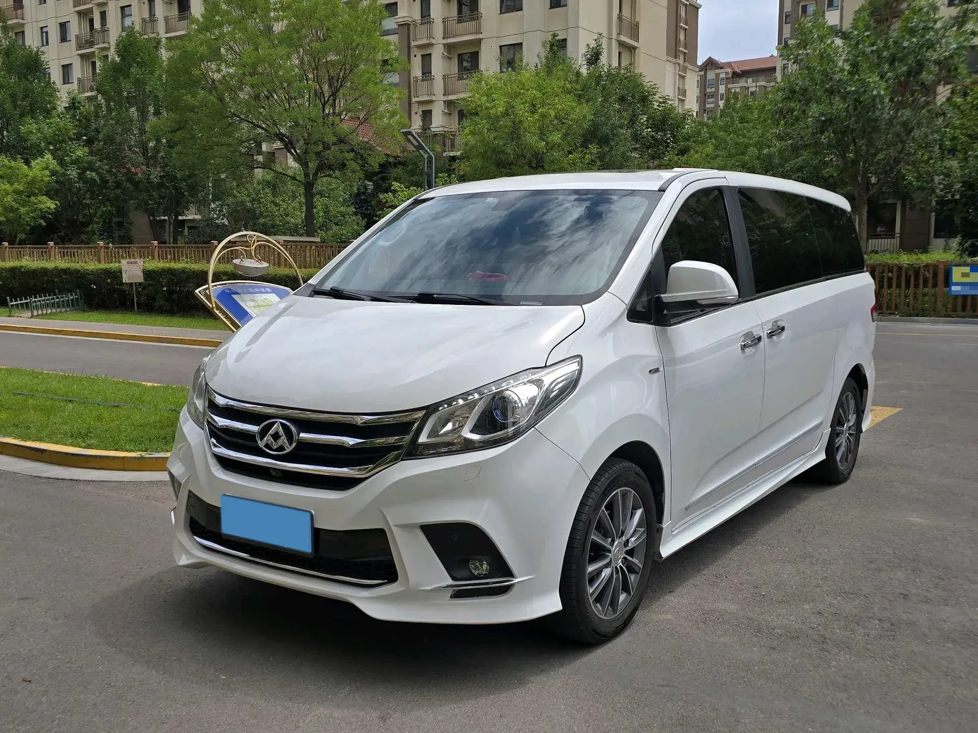 2016 MAXUS G10 view 1