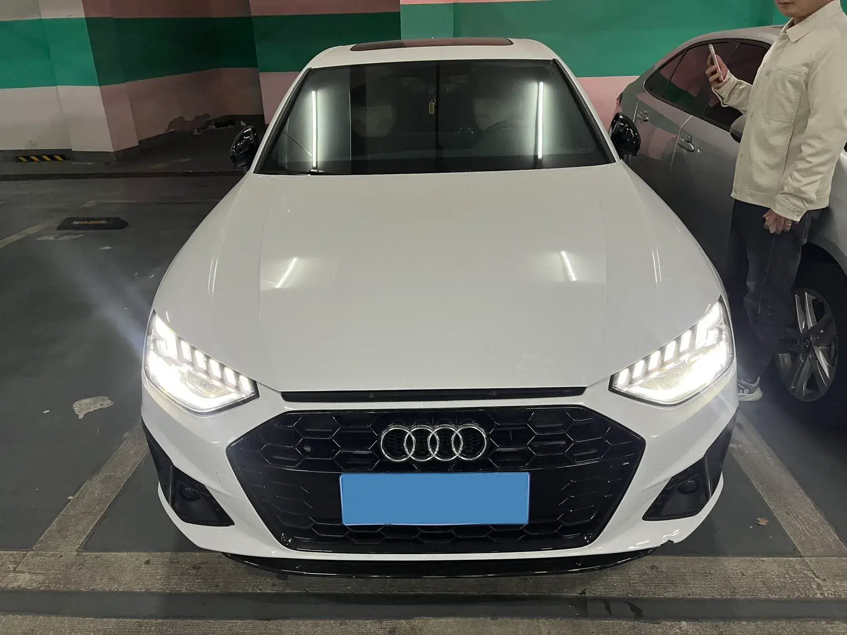 2024 AUDI A4L thumbnail 2