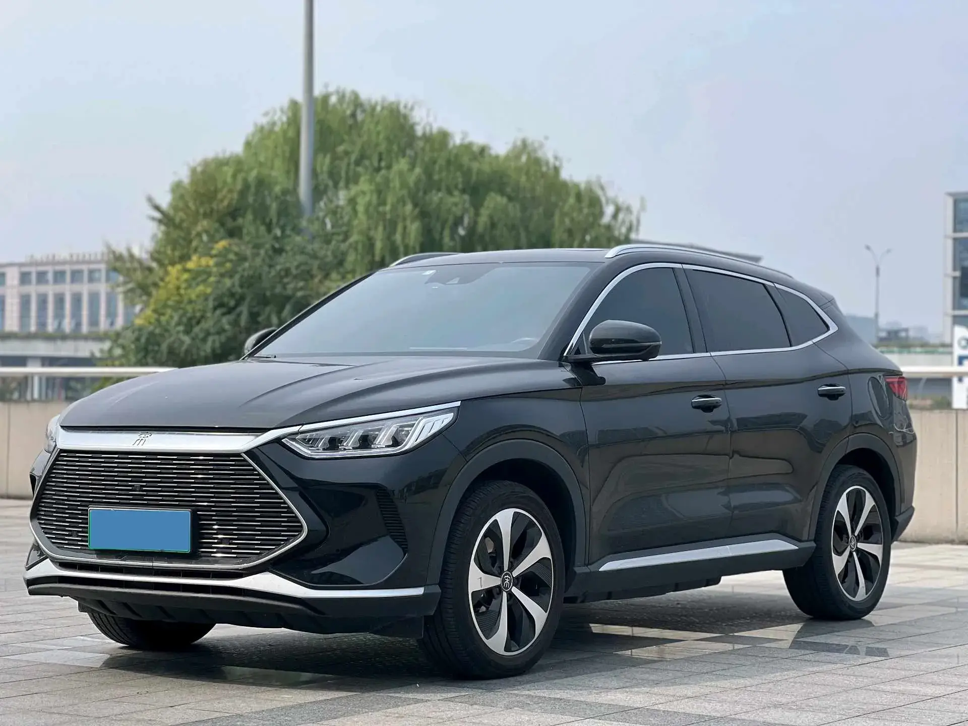 2022 BYD SONG view 1