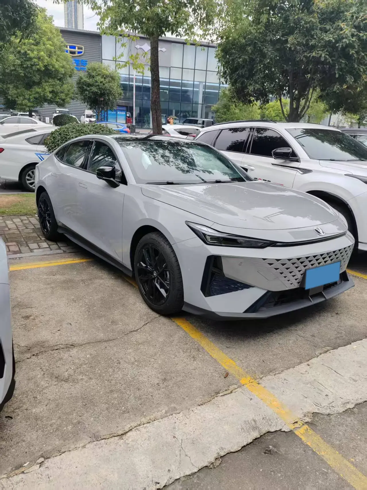 2024 CHANGAN UNI-V thumbnail 3