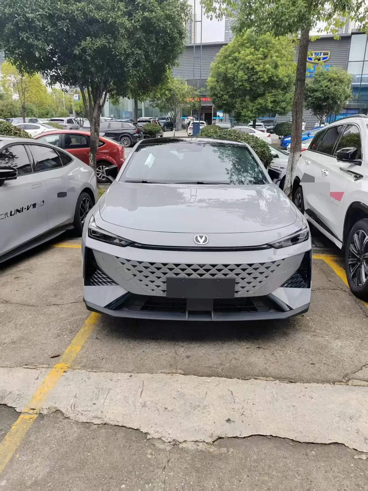 2024 CHANGAN UNI-V thumbnail 2