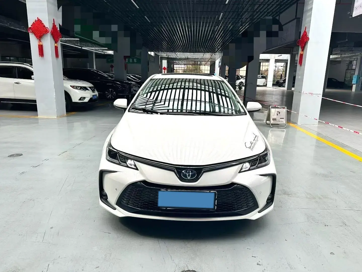 2023 TOYOTA COROLLA thumbnail 2