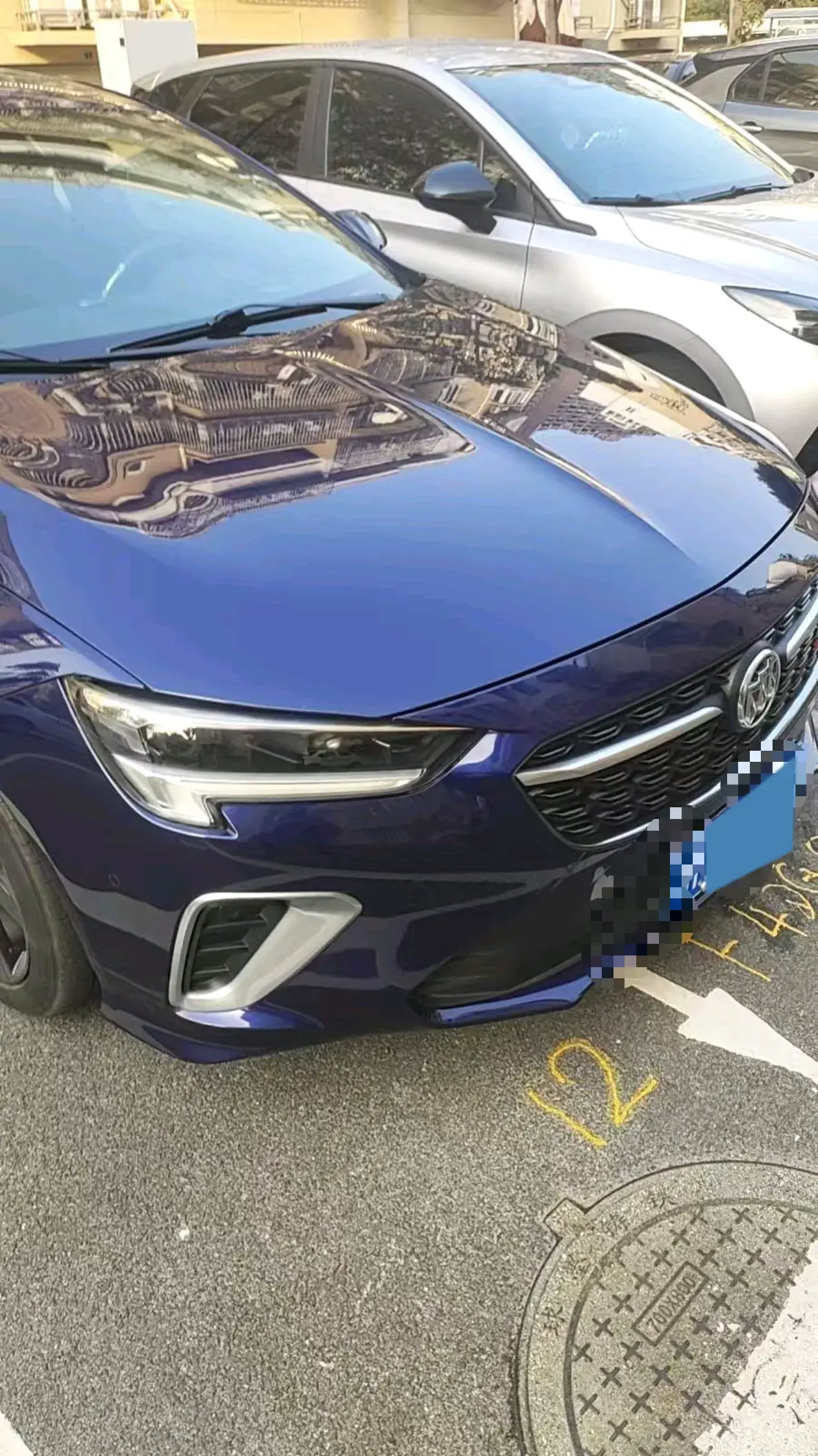 2022 BUICK REGAL thumbnail 3