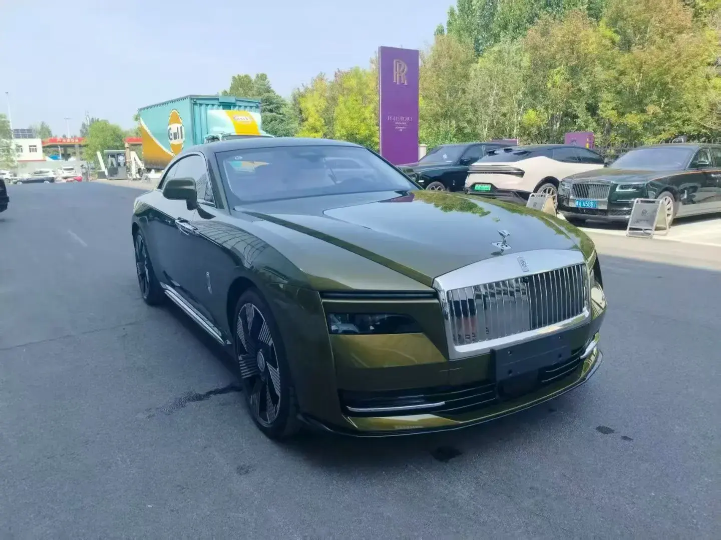 2024 ROLLS-ROYCE GHOST thumbnail 2