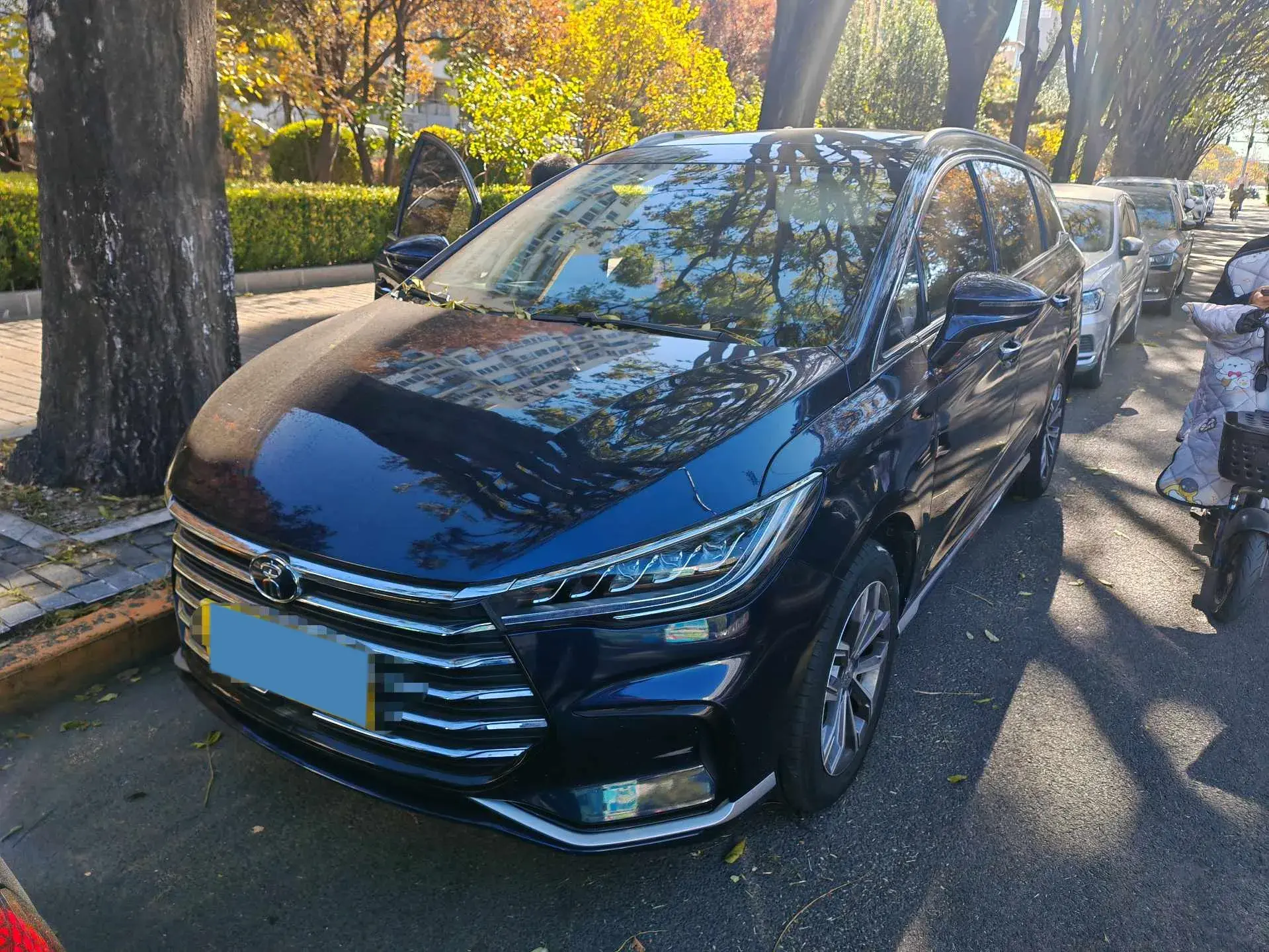 2021 BYD SONG view 1