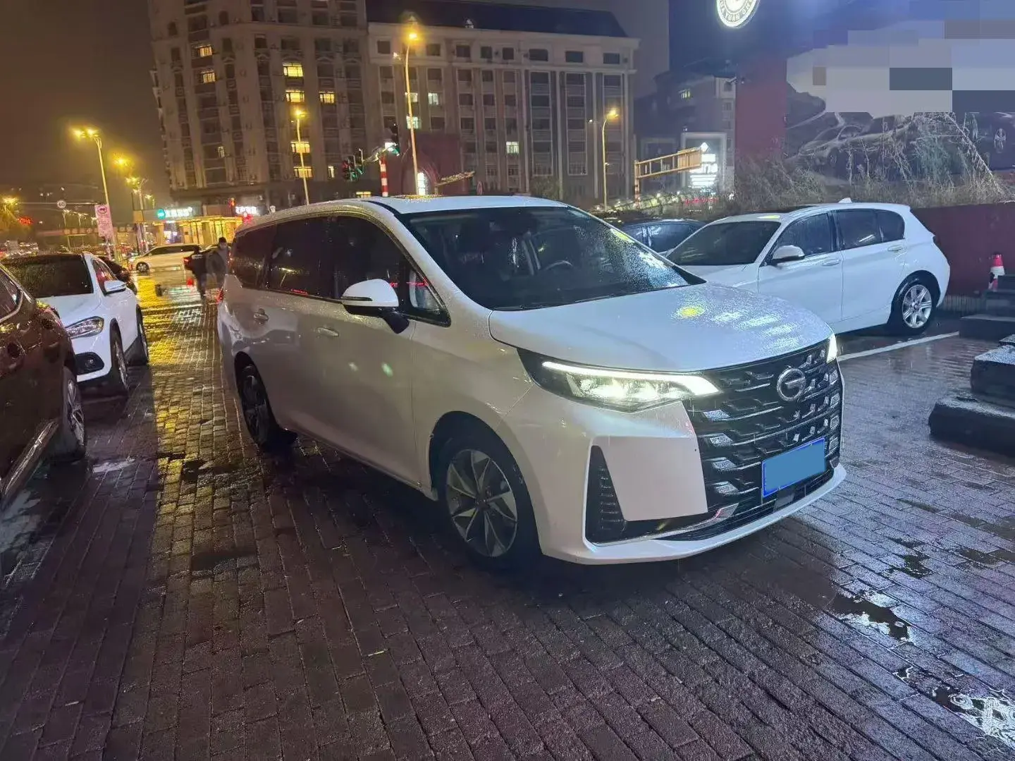 2021 GAC TRUMPCHI thumbnail 3