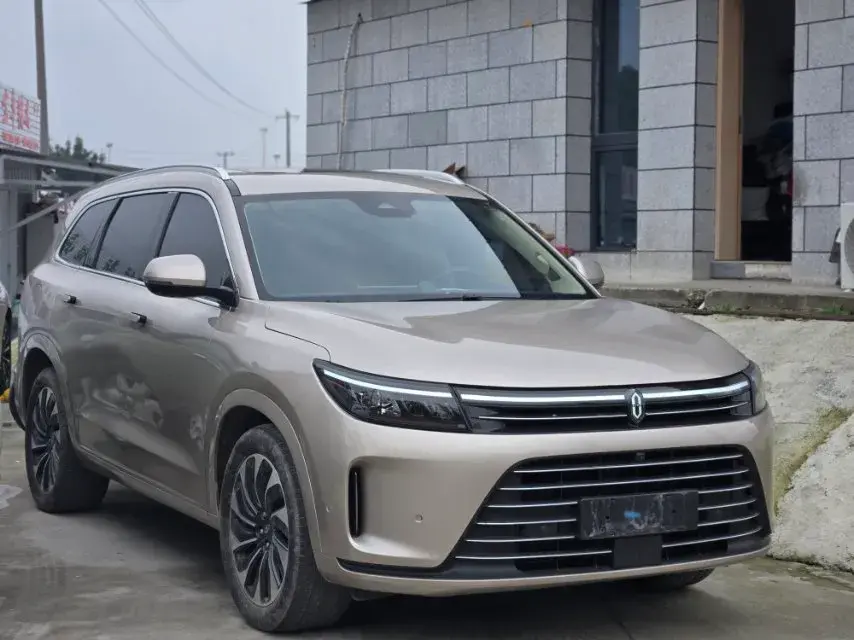 2022 AITO AITO thumbnail 2