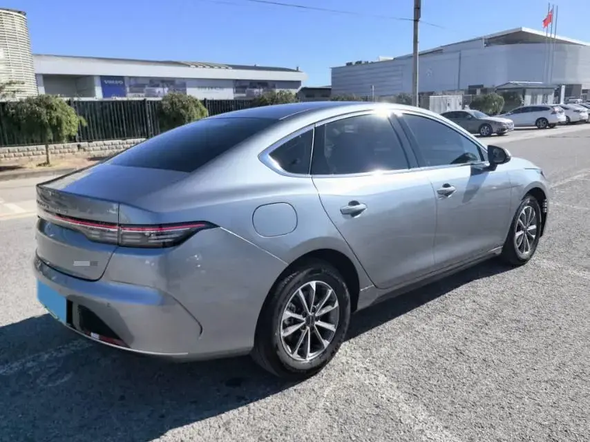 2024 BYD DESTROYER thumbnail 3