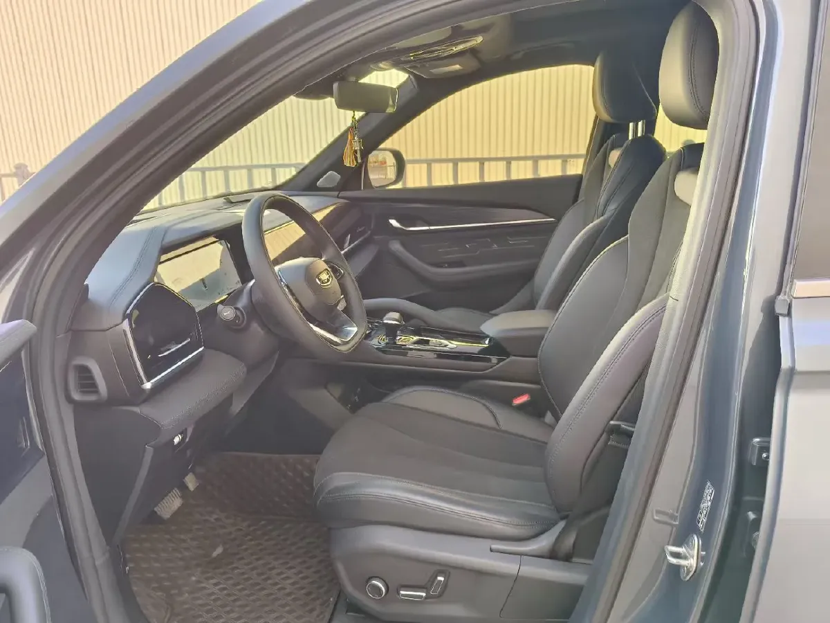 2024 Geely Monjaro 2.0T 238HP L4 8AT,autocango,china used car exporter,china ev exporter,chinese used car exporter,chinese used ev exporter