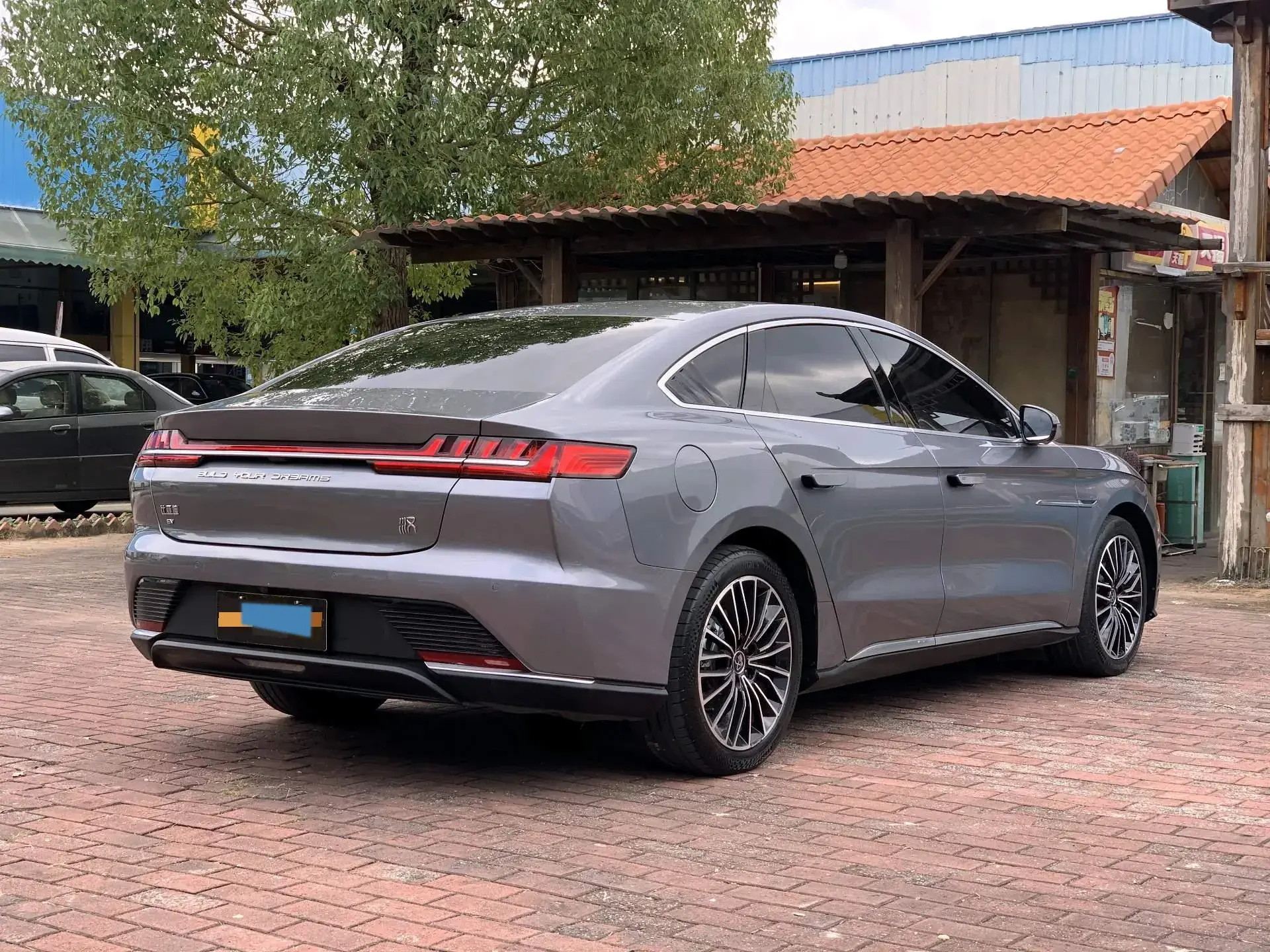 2020 BYD HAN thumbnail 4