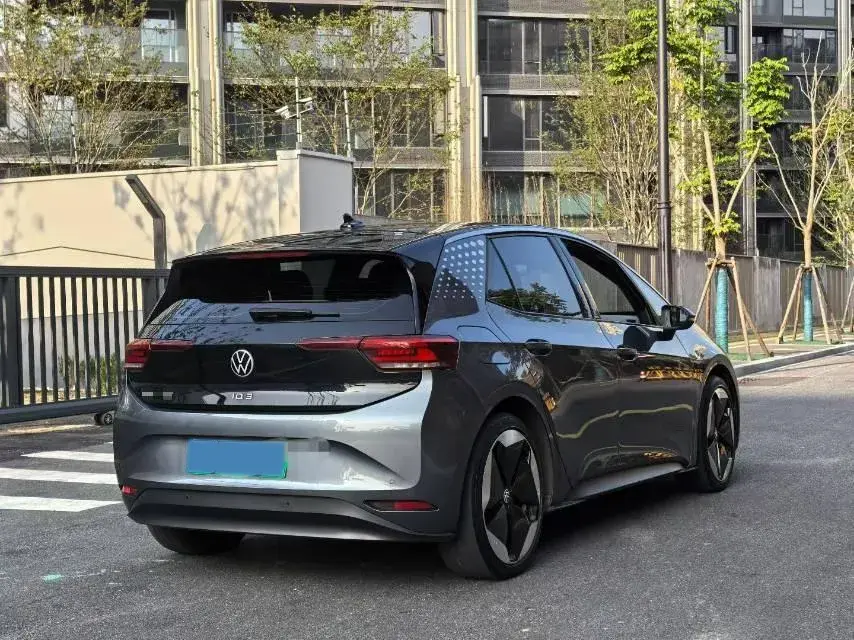 2022 VOLKSWAGEN ID.3 thumbnail 4