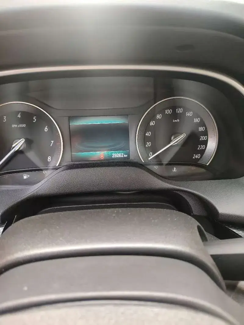 2020 BUICK REGAL thumbnail 3