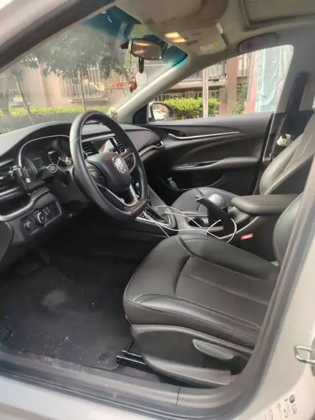 2020 BUICK REGAL thumbnail 2