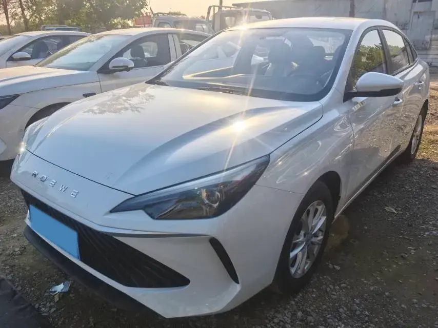 2023 ROEWE I5 view 1