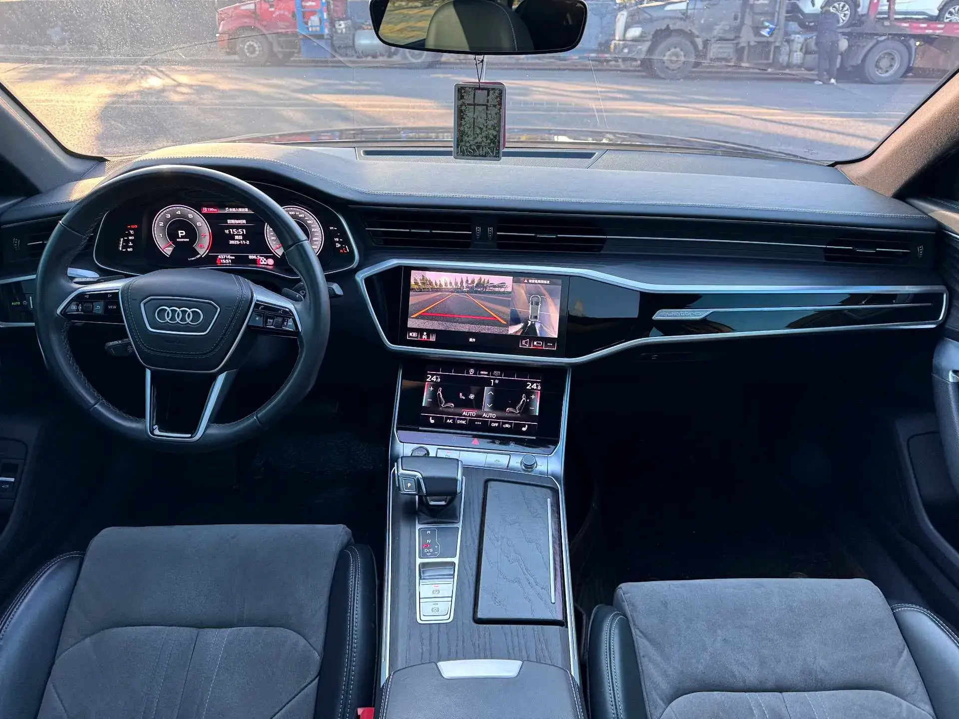 2024 AUDI A6L thumbnail 4