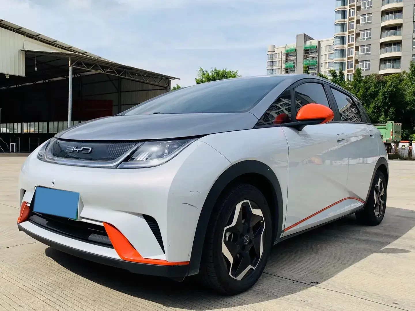 2021 BYD DOLPHIN view 1