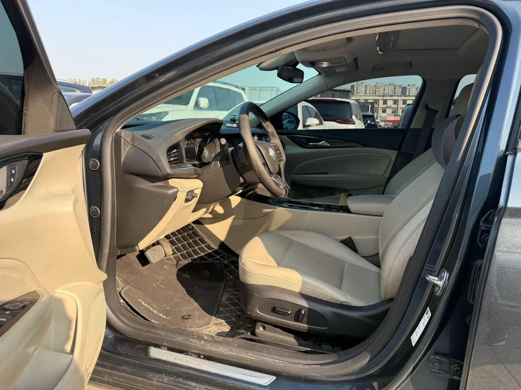 2020 BUICK REGAL thumbnail 2