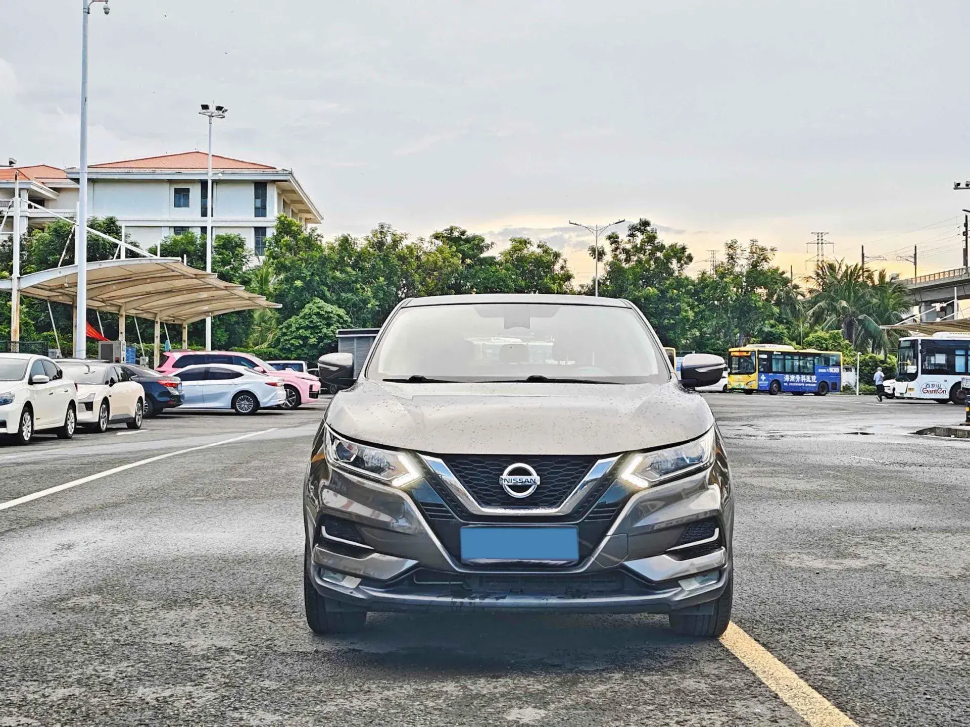 2022 NISSAN QASHQAI thumbnail 3