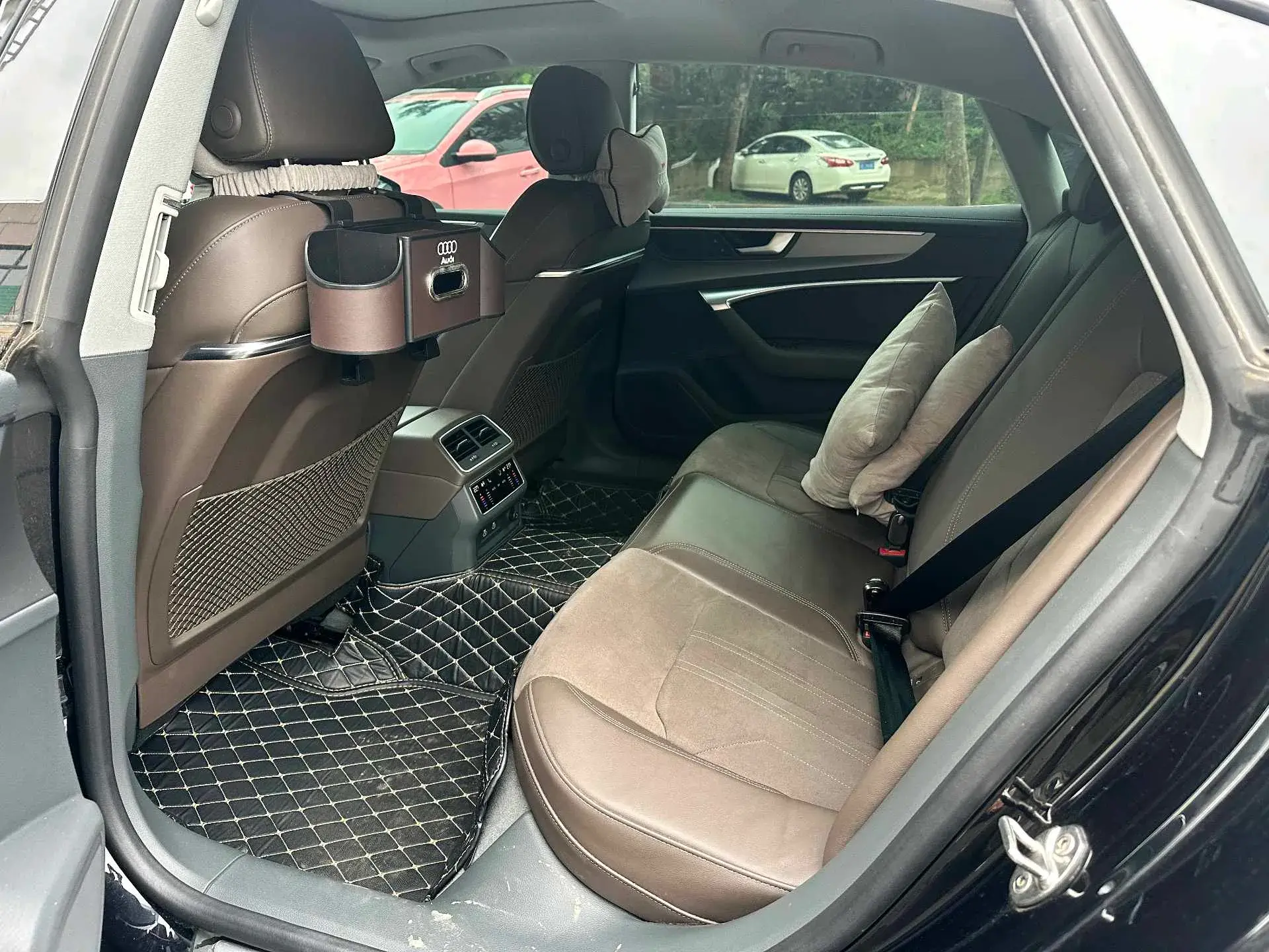 2024 AUDI A7L thumbnail 4