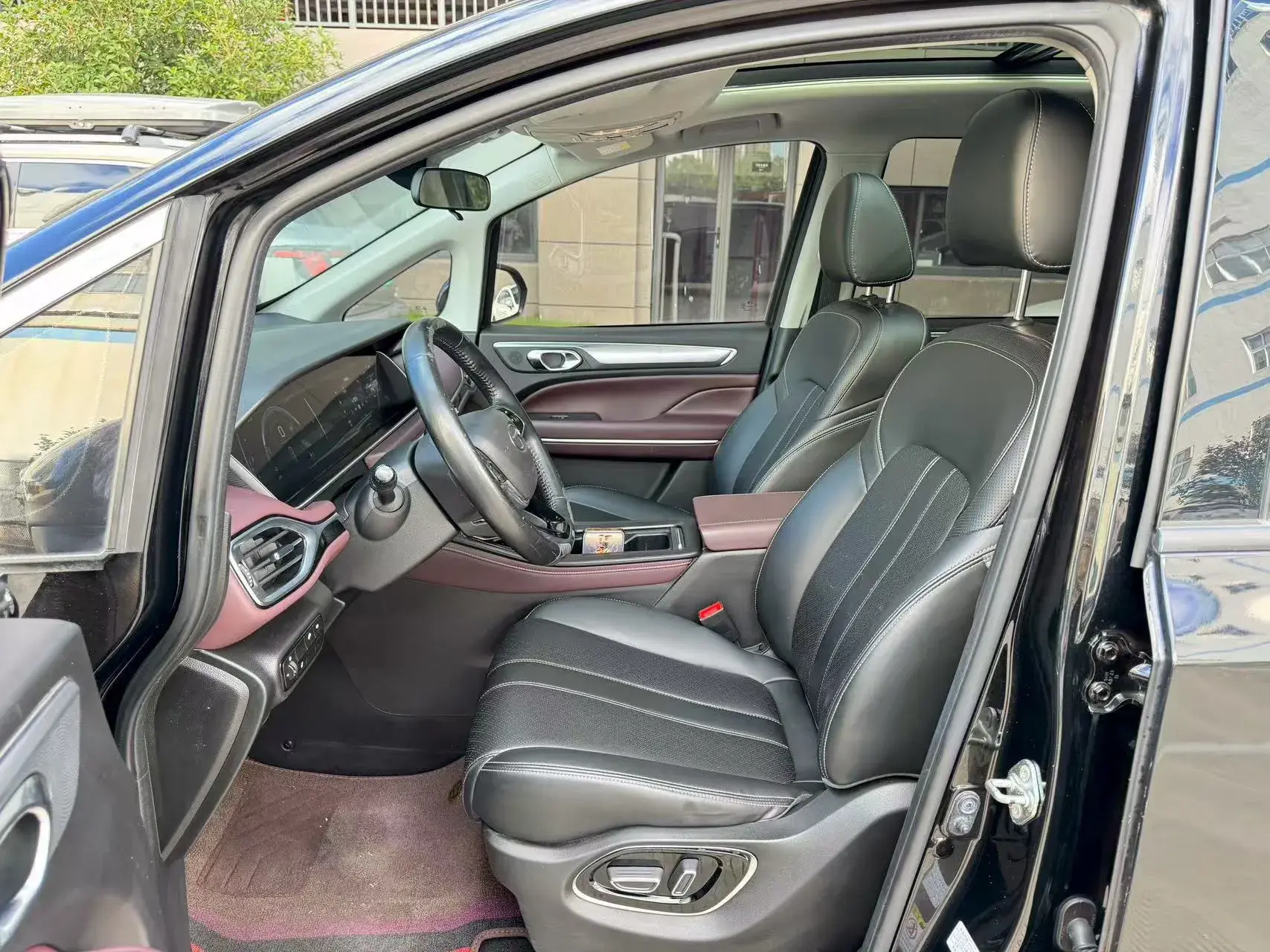 2021 GAC TRUMPCHI thumbnail 4