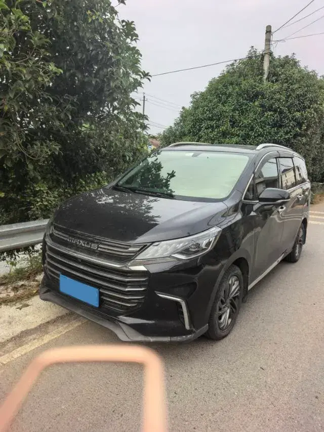 2019 MAXUS G50 view 1