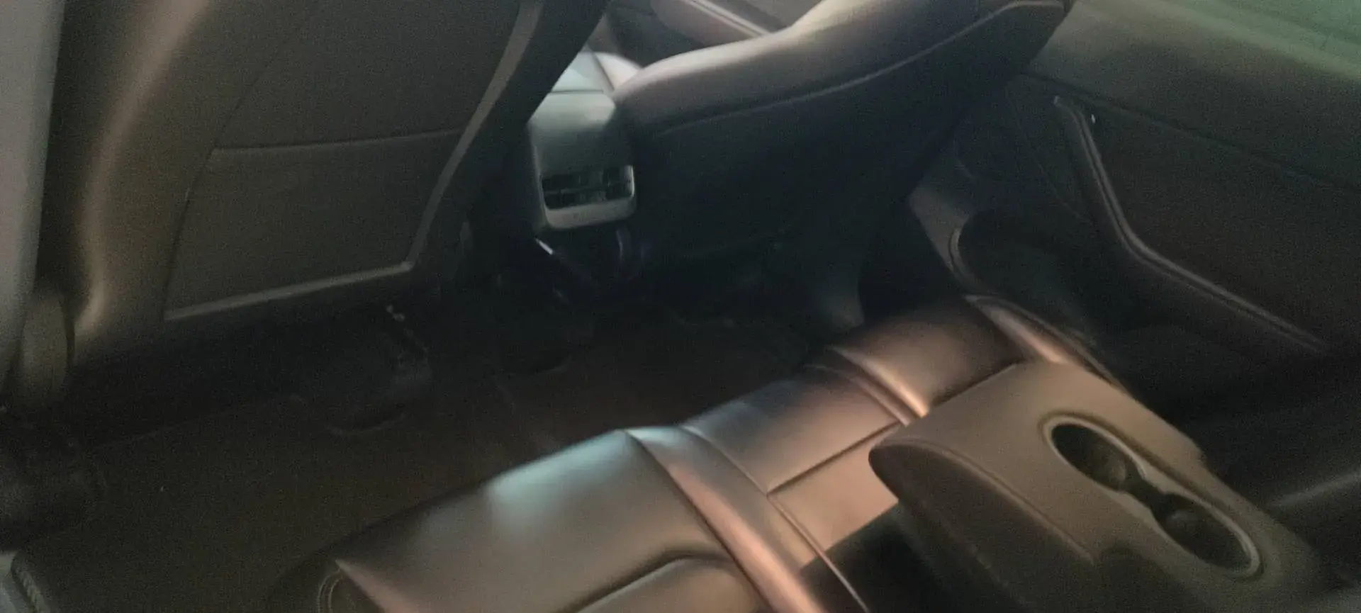 2022 TESLA MODEL thumbnail 4