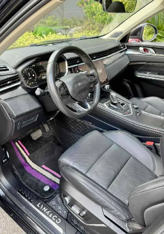 2021 LYNK&CO 01 thumbnail 3