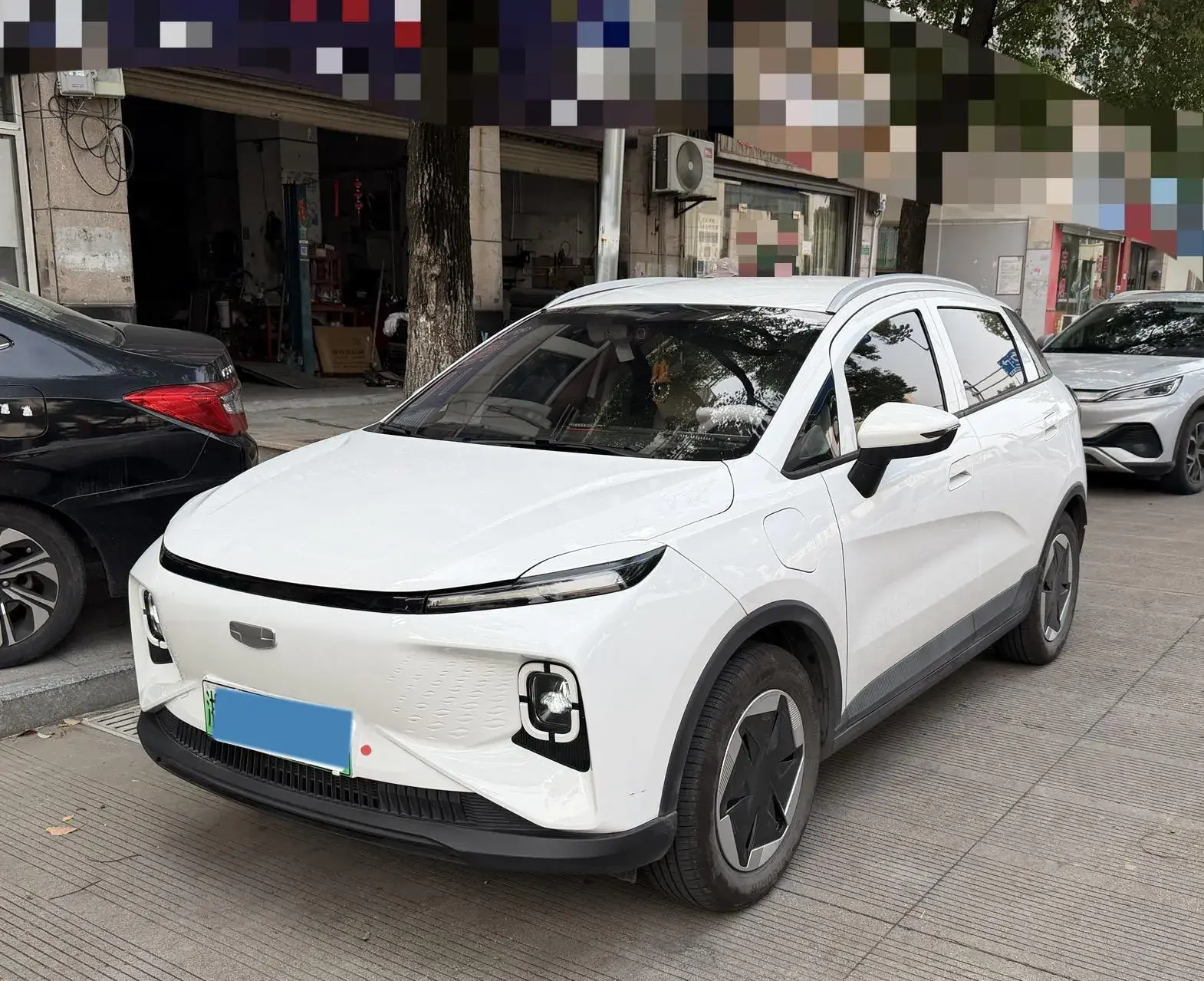 2024 GEOMETRY E view 1