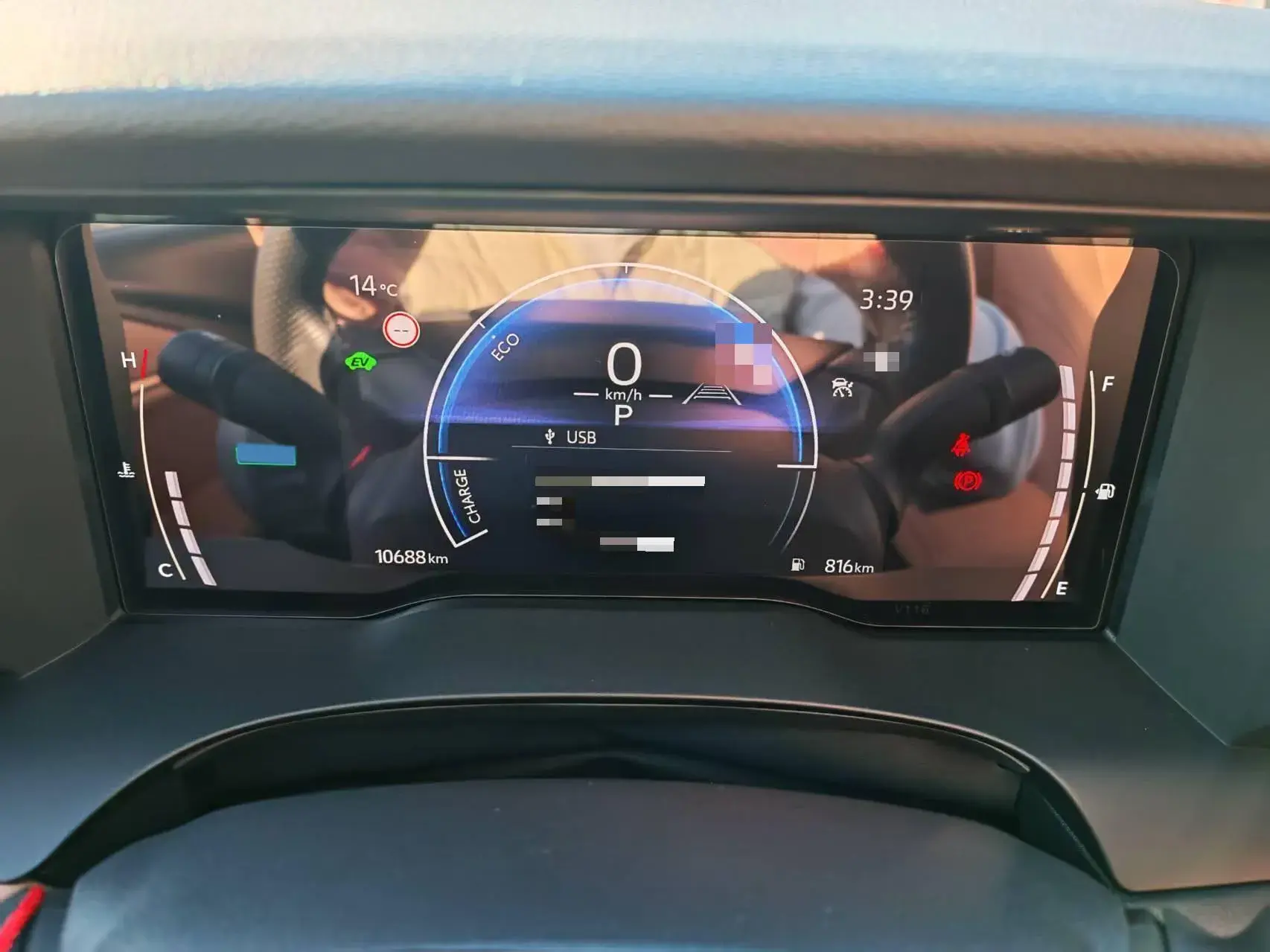 2024 TOYOTA CAMRY thumbnail 4