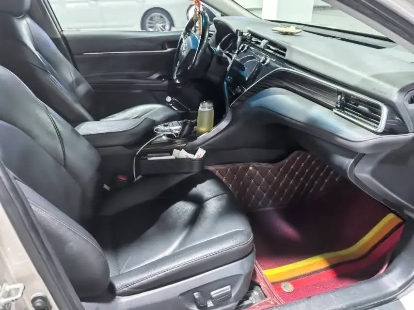 2019 TOYOTA CAMRY thumbnail 3