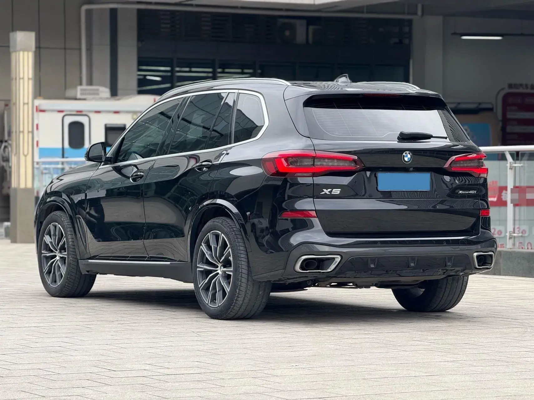2020 BMW X5 thumbnail 4
