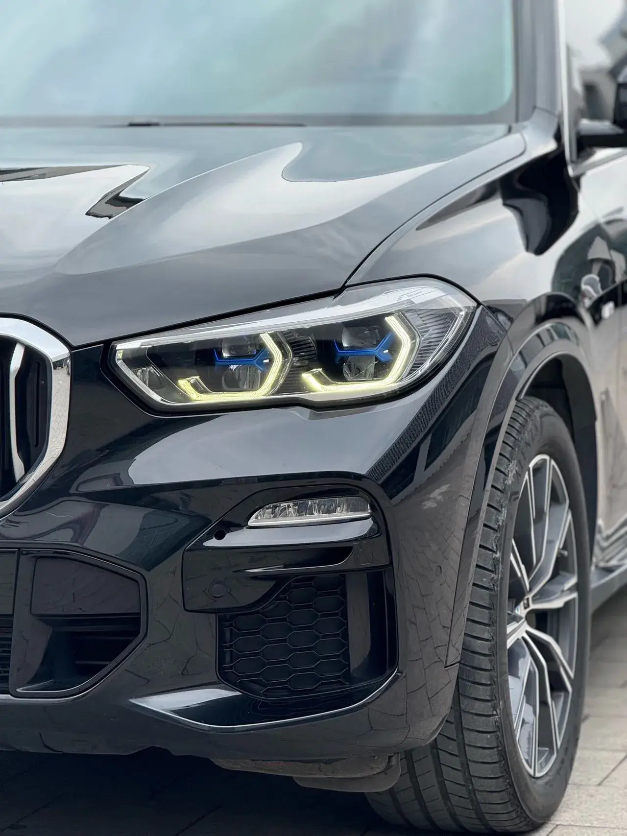 2020 BMW X5 thumbnail 3