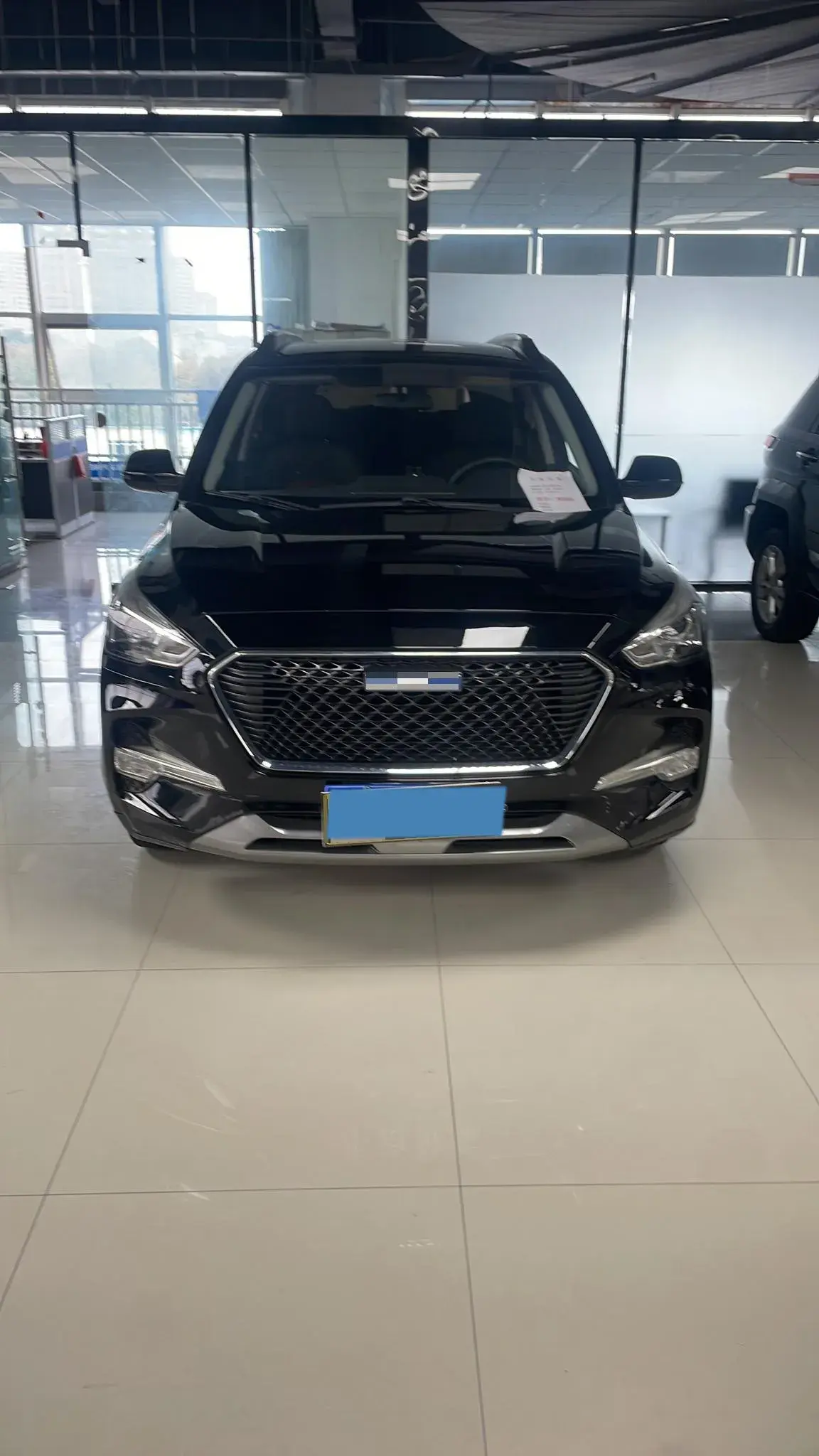 2017 HAVAL M6 thumbnail 3