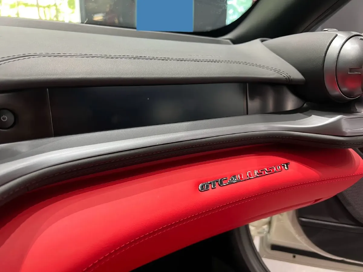 2017 Ferrari GTC4 Lusso 3.9T 609HP V8 7DCT,autocango,china used car exporter,china ev exporter,chinese used car exporter,chinese used ev exporter