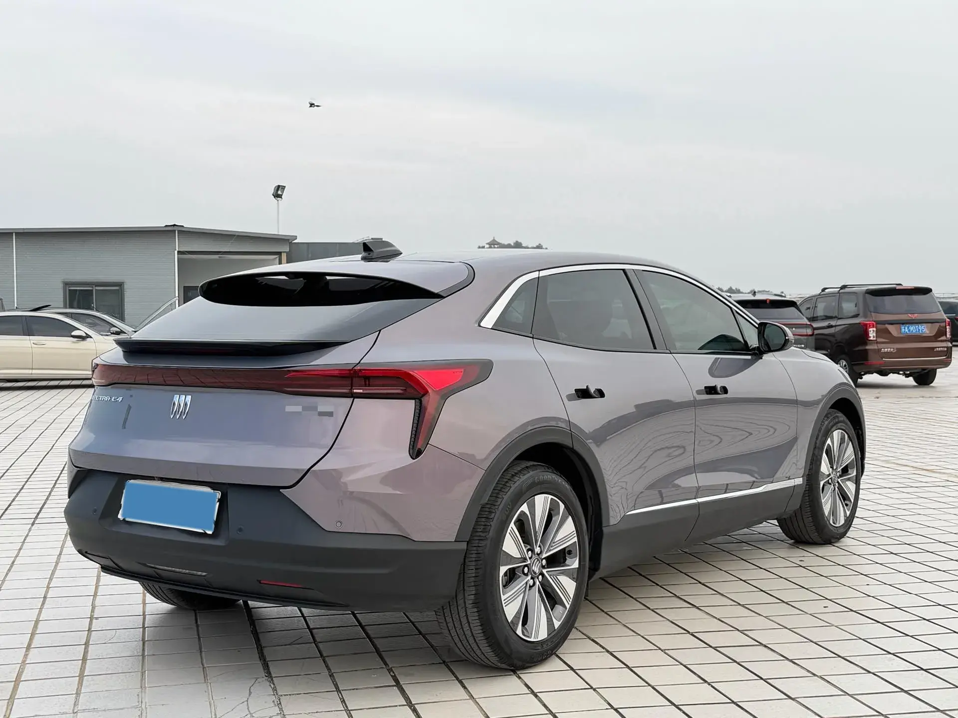 2023 BUICK E4 thumbnail 4