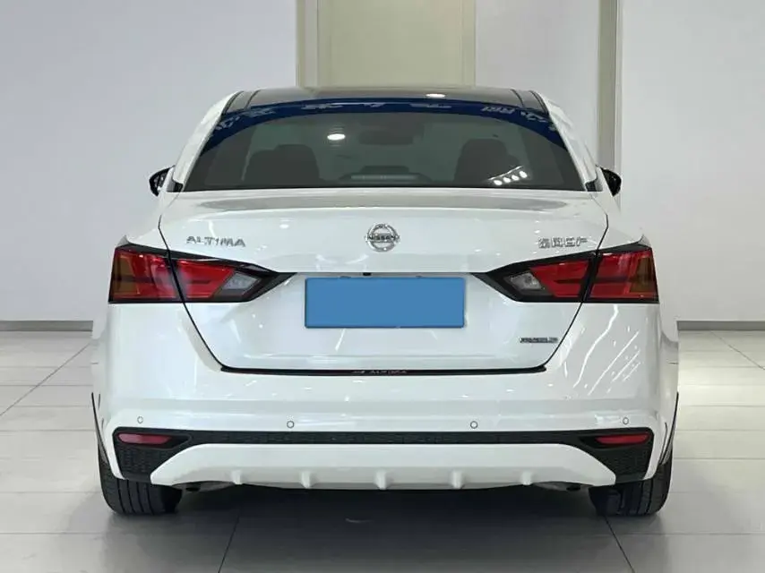 2021 NISSAN TEANA thumbnail 3