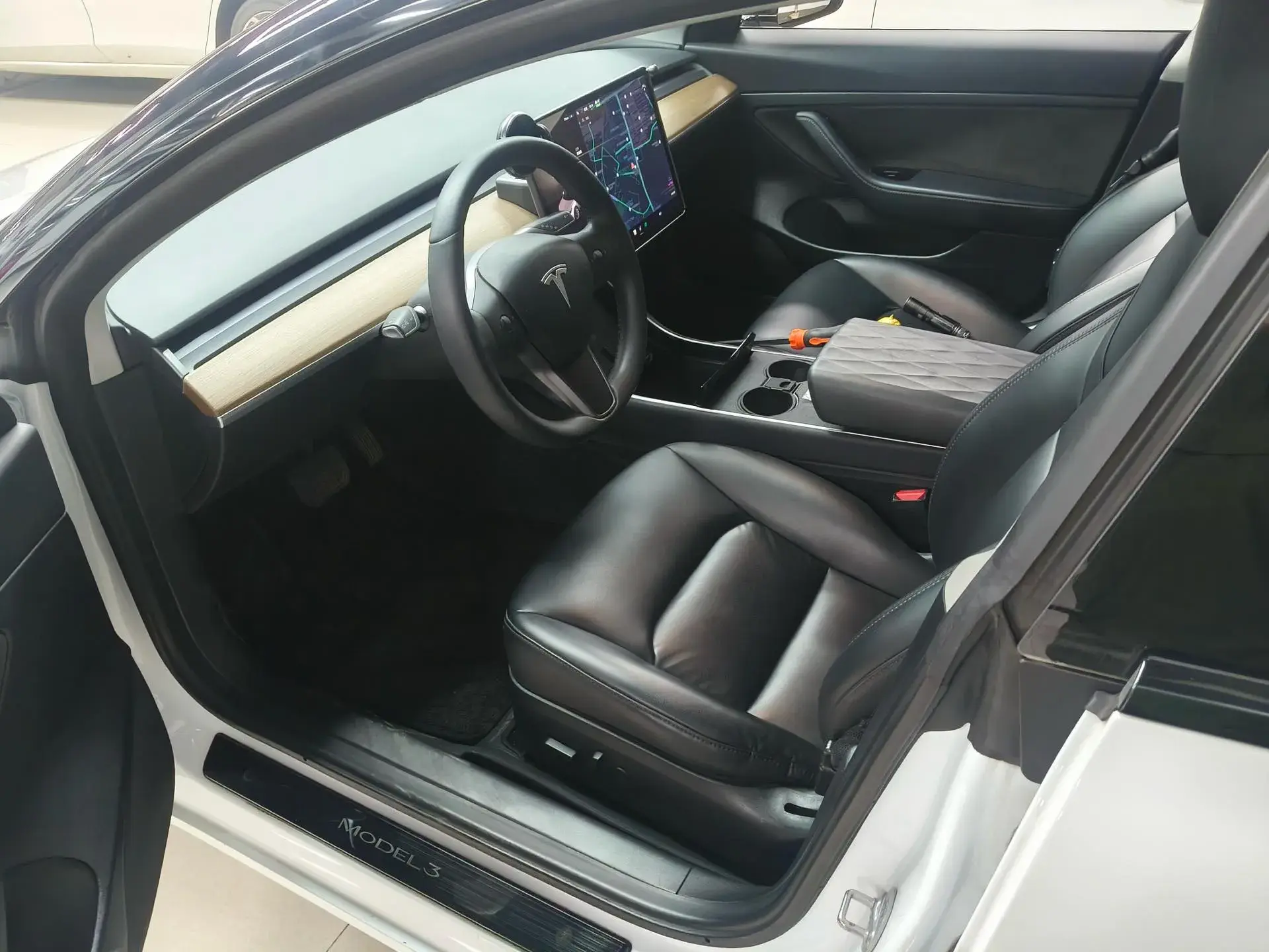 2020 TESLA MODEL thumbnail 4