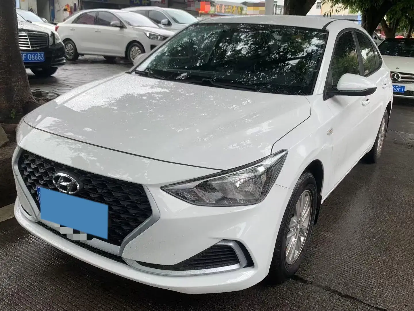 2017 HYUNDAI CELESTA view 1